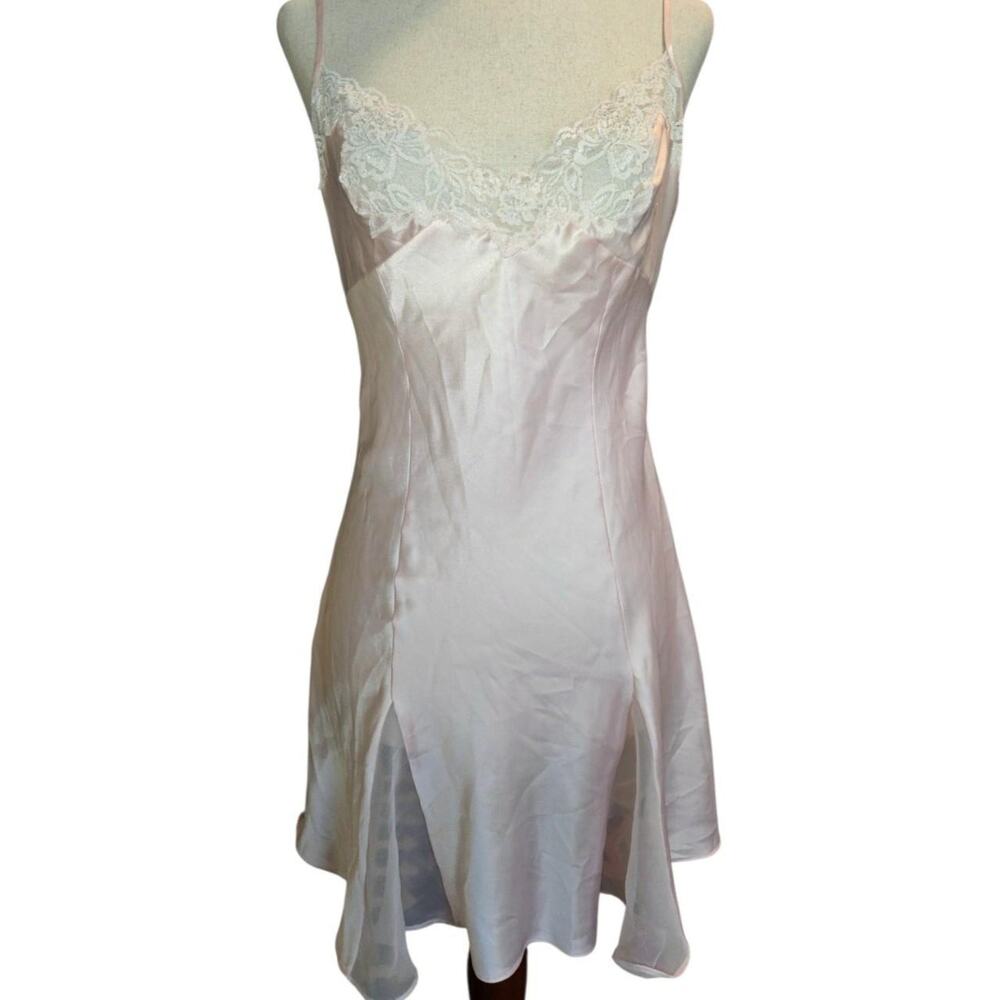 Vintage fredericks of hollywood blush